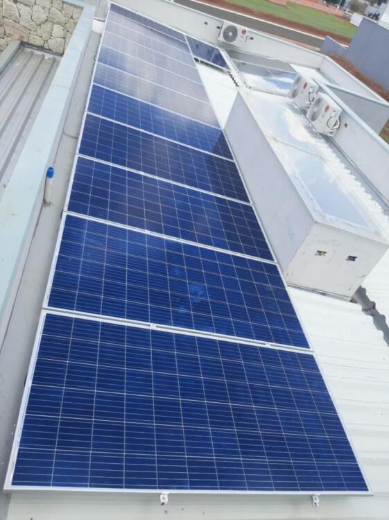 Sistema fotovoltaico instalado em Americana. Condomínio Phillipson